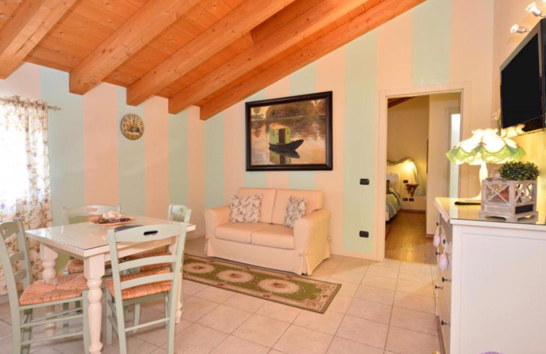 Residence Ca Di Capri Бусоленго Екстериор снимка