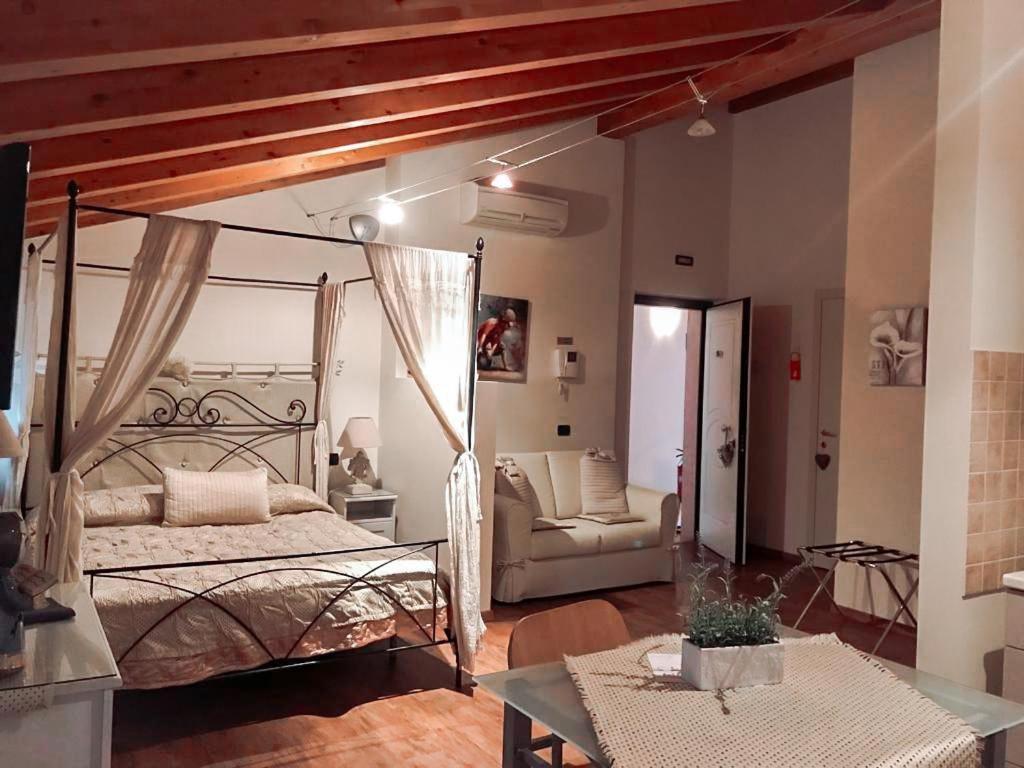 Residence Ca Di Capri Бусоленго Екстериор снимка