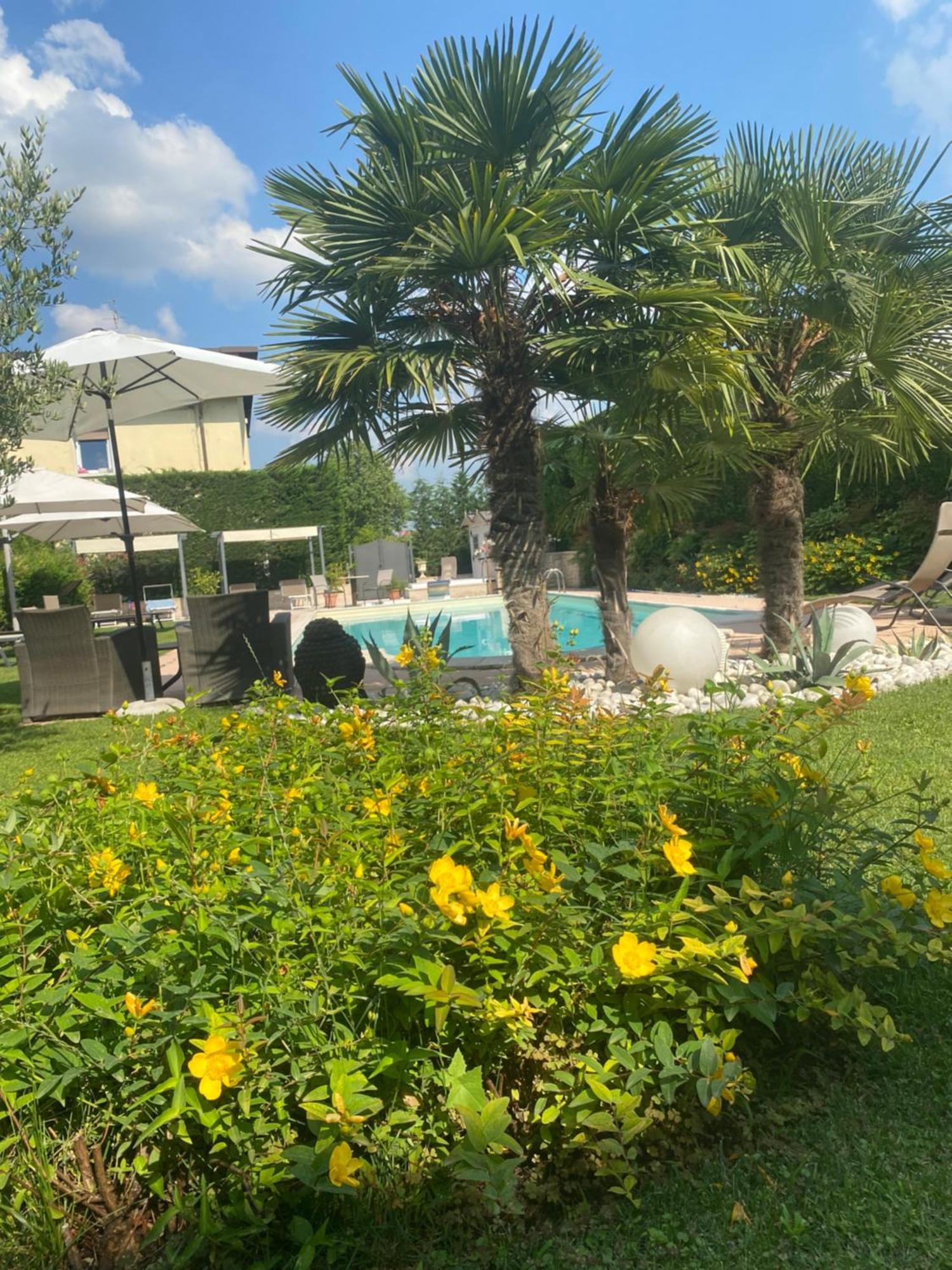 Residence Ca Di Capri Бусоленго Екстериор снимка