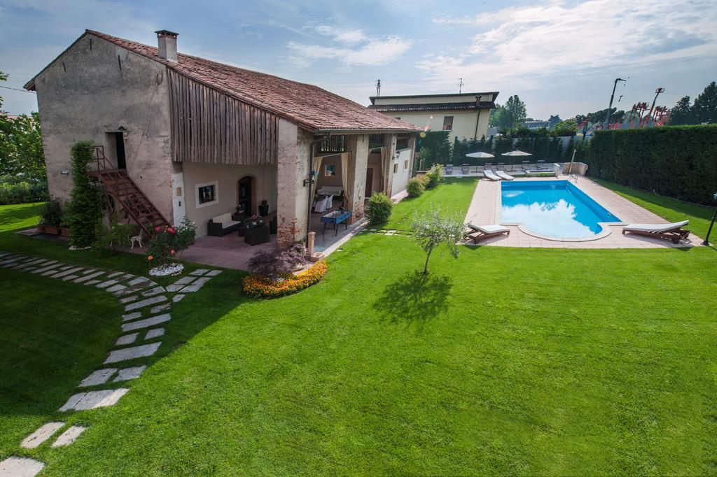 Residence Ca Di Capri Бусоленго Екстериор снимка
