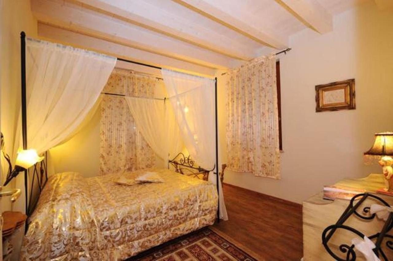 Residence Ca Di Capri Бусоленго Екстериор снимка