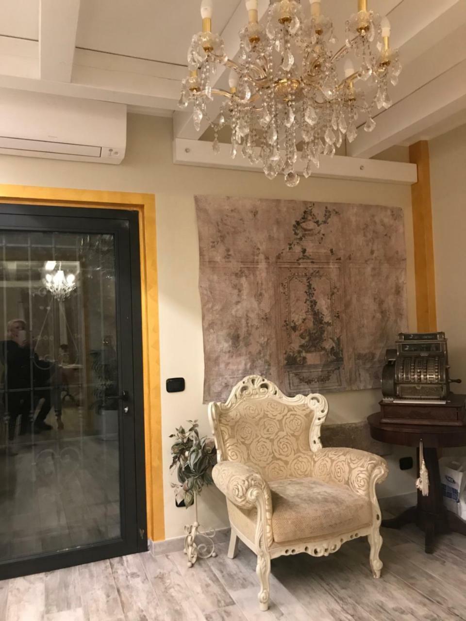 Residence Ca Di Capri Бусоленго Екстериор снимка