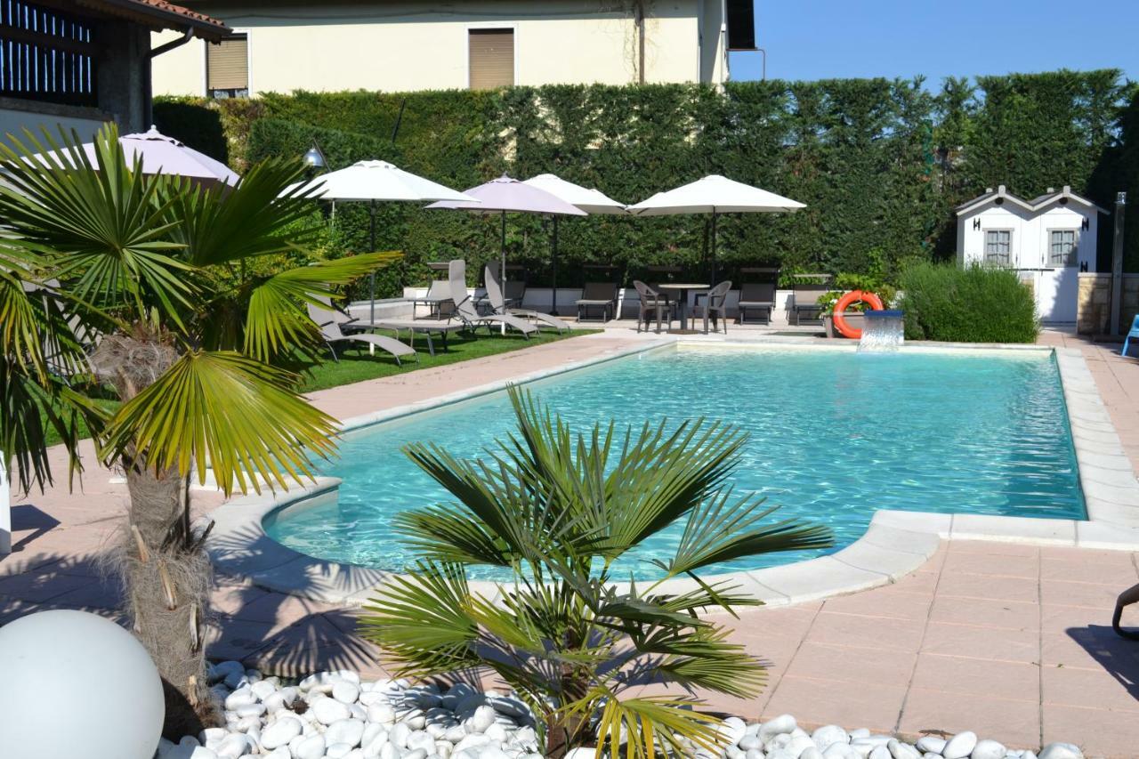 Residence Ca Di Capri Бусоленго Екстериор снимка